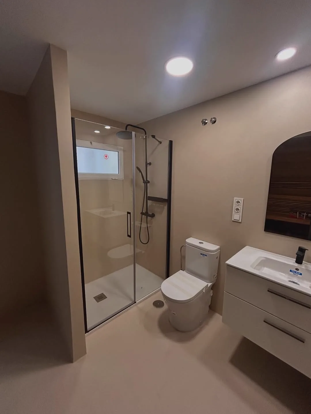 Proyecto de Crisant Decoraciones